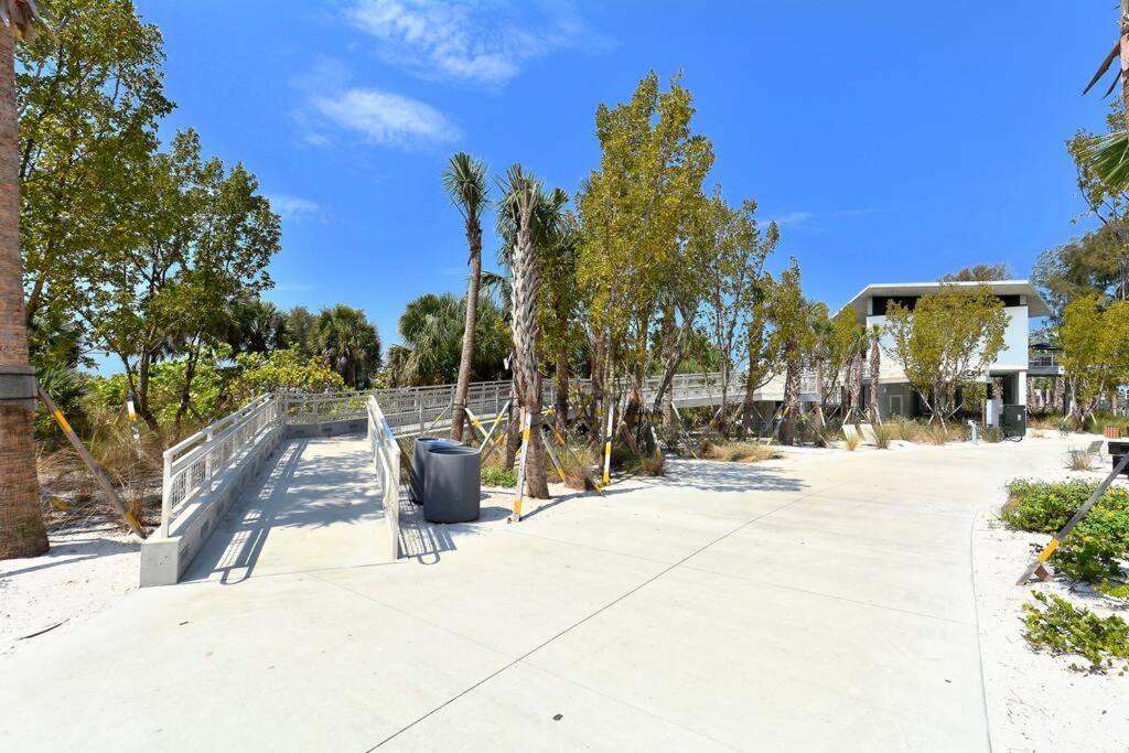 Siesta Cooler: Only Minutes Walk To Siesta Beach! 시에스타 키 외부 사진