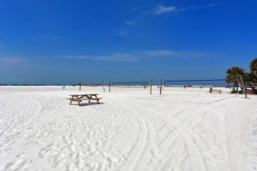 Siesta Cooler: Only Minutes Walk To Siesta Beach! 시에스타 키 외부 사진